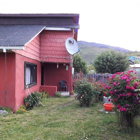 Hostal Y Cabanas Peumayen Puerto Guadal Eksteriør billede