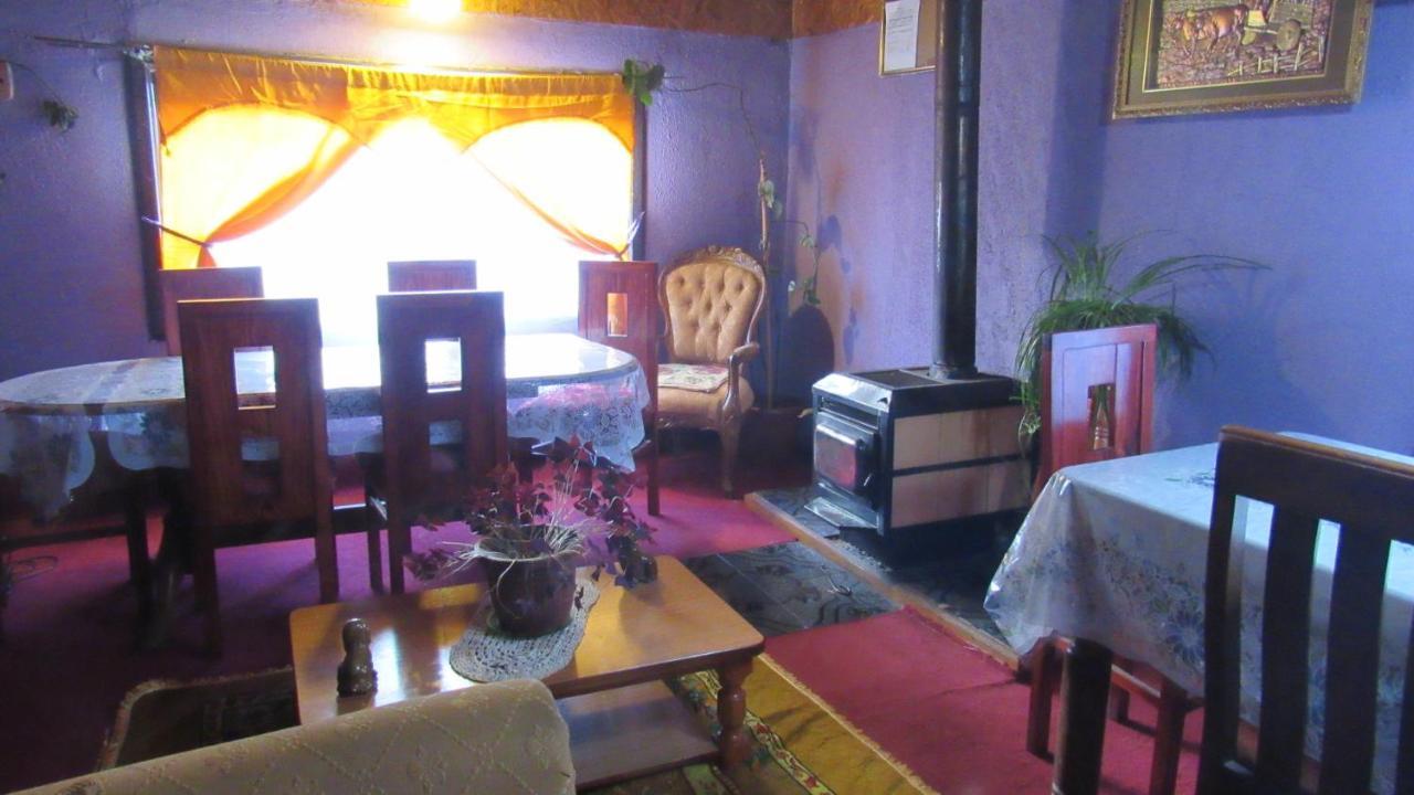 Hostal Y Cabanas Peumayen Puerto Guadal Eksteriør billede