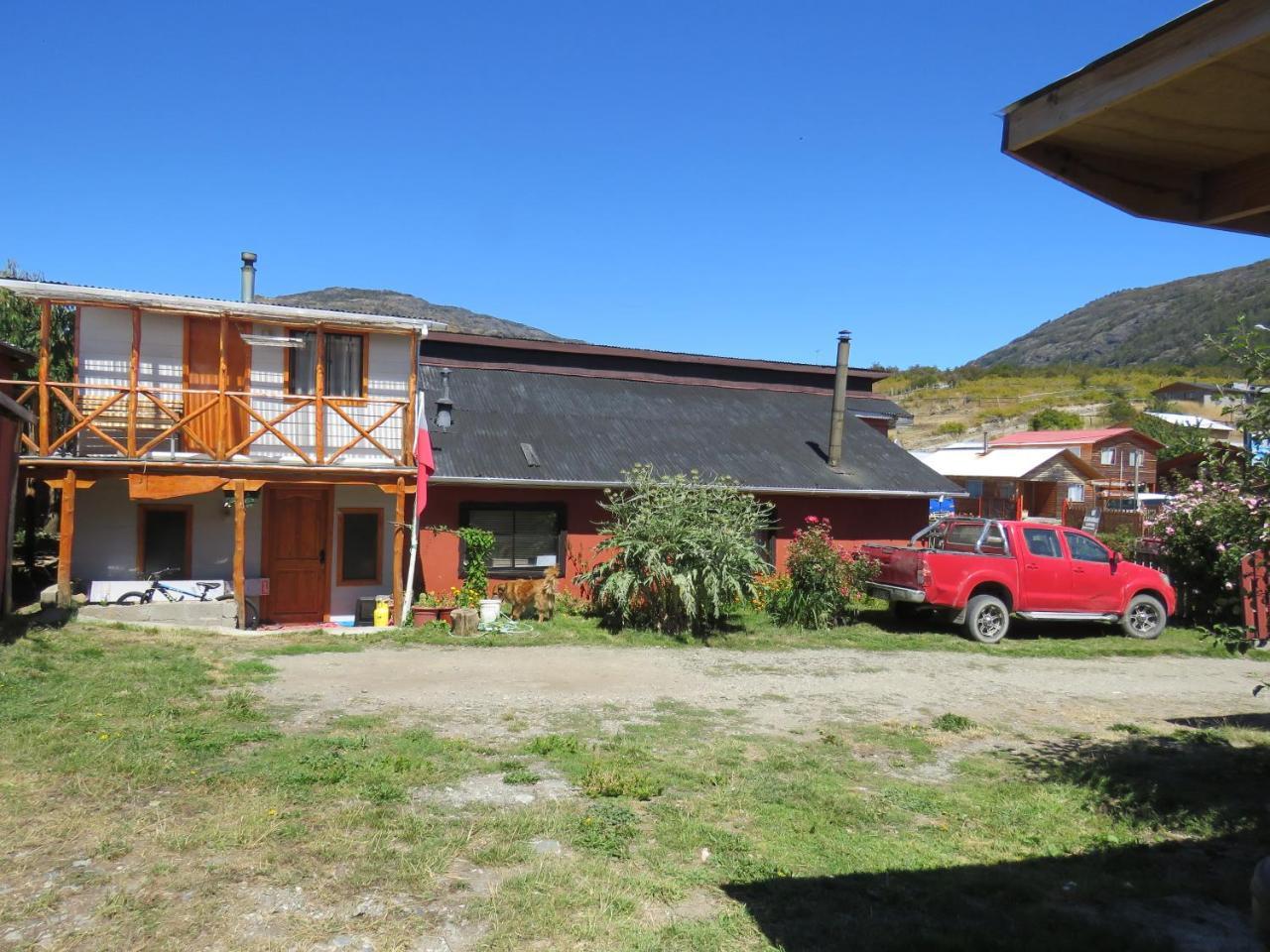 Hostal Y Cabanas Peumayen Puerto Guadal Eksteriør billede